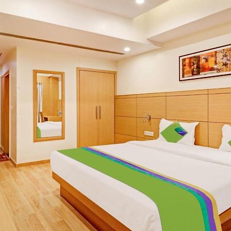Treebo Galaxy Rooms New Delhi Ngoại thất bức ảnh