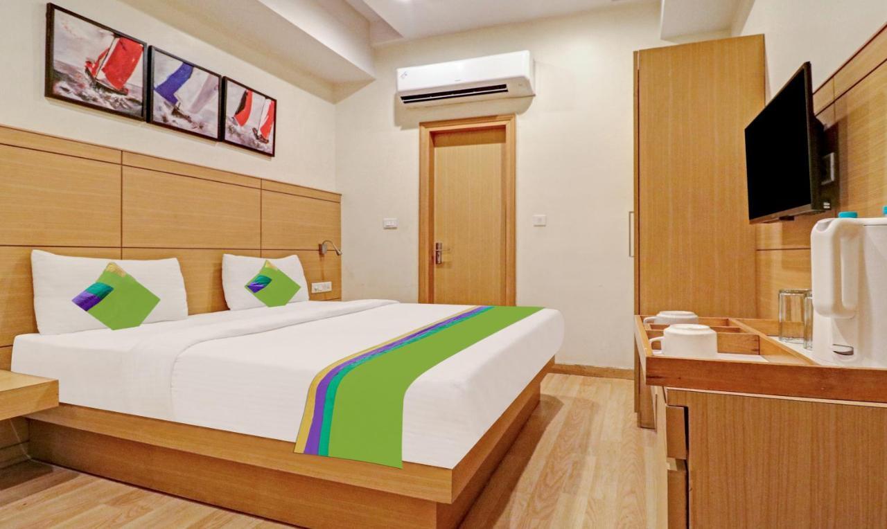 Treebo Galaxy Rooms New Delhi Ngoại thất bức ảnh