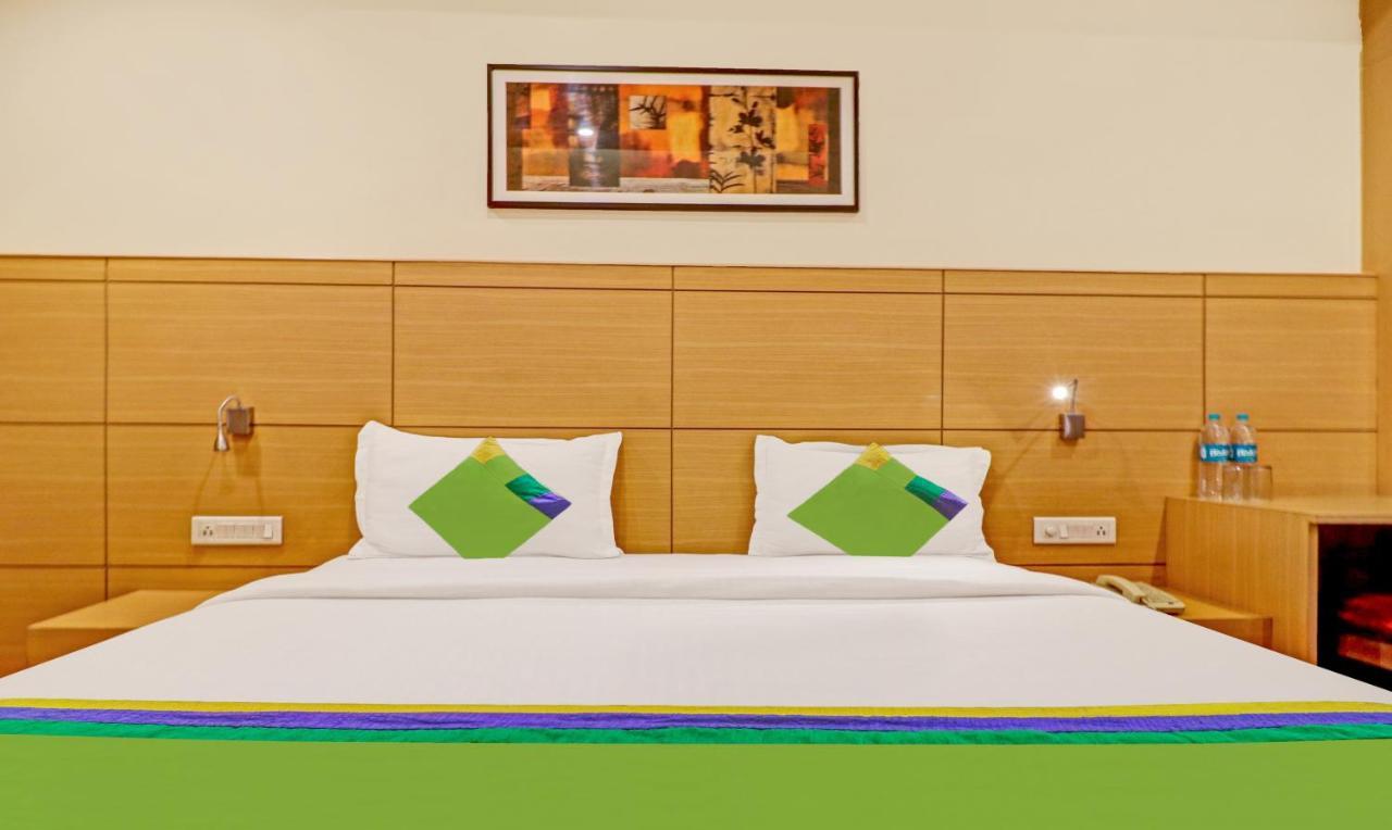 Treebo Galaxy Rooms New Delhi Ngoại thất bức ảnh