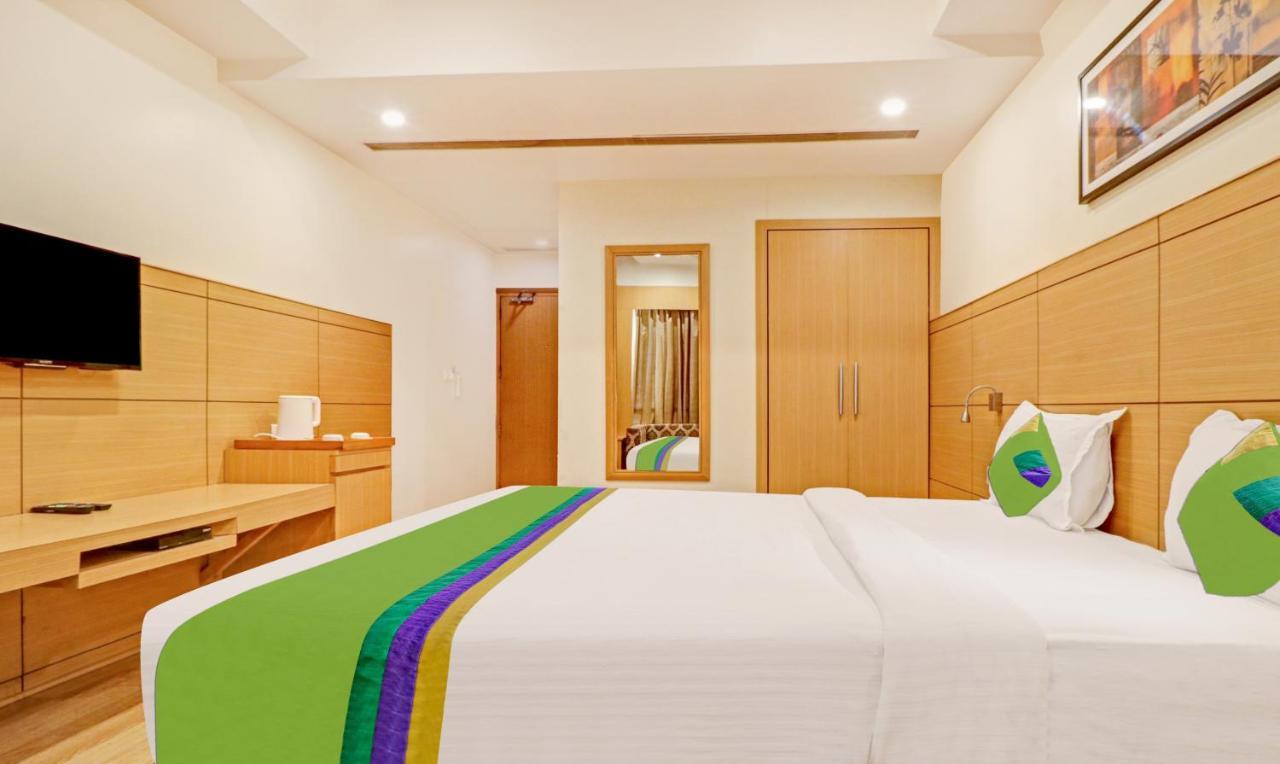 Treebo Galaxy Rooms New Delhi Ngoại thất bức ảnh
