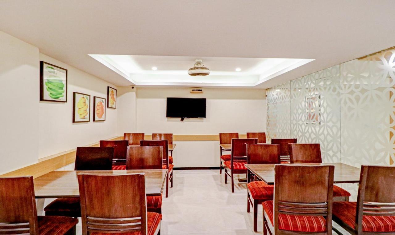 Treebo Galaxy Rooms New Delhi Ngoại thất bức ảnh