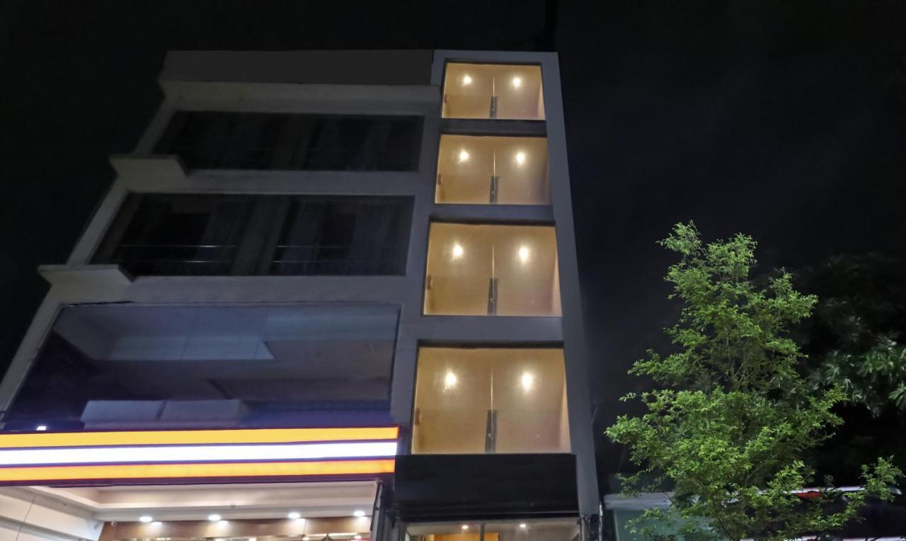 Treebo Galaxy Rooms New Delhi Ngoại thất bức ảnh