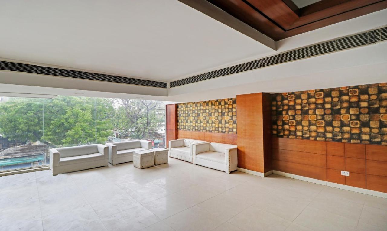 Treebo Galaxy Rooms New Delhi Ngoại thất bức ảnh