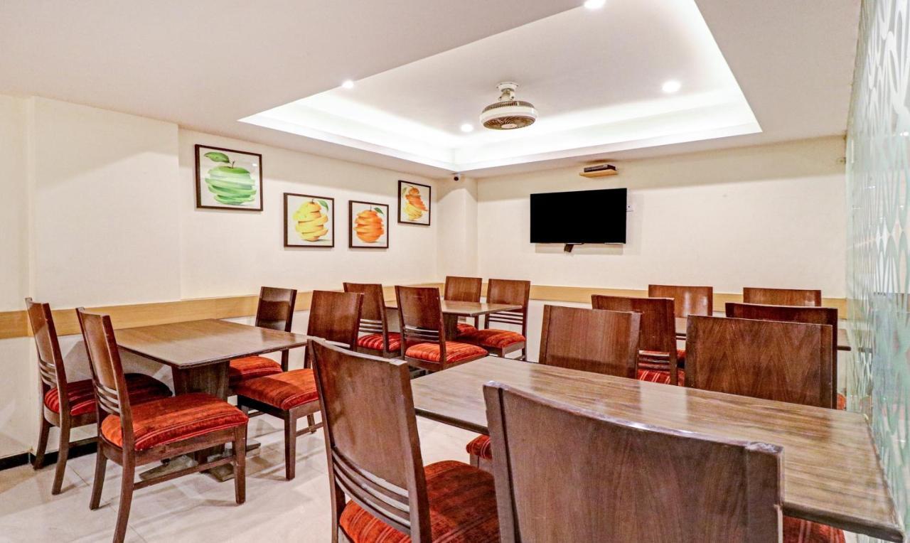 Treebo Galaxy Rooms New Delhi Ngoại thất bức ảnh